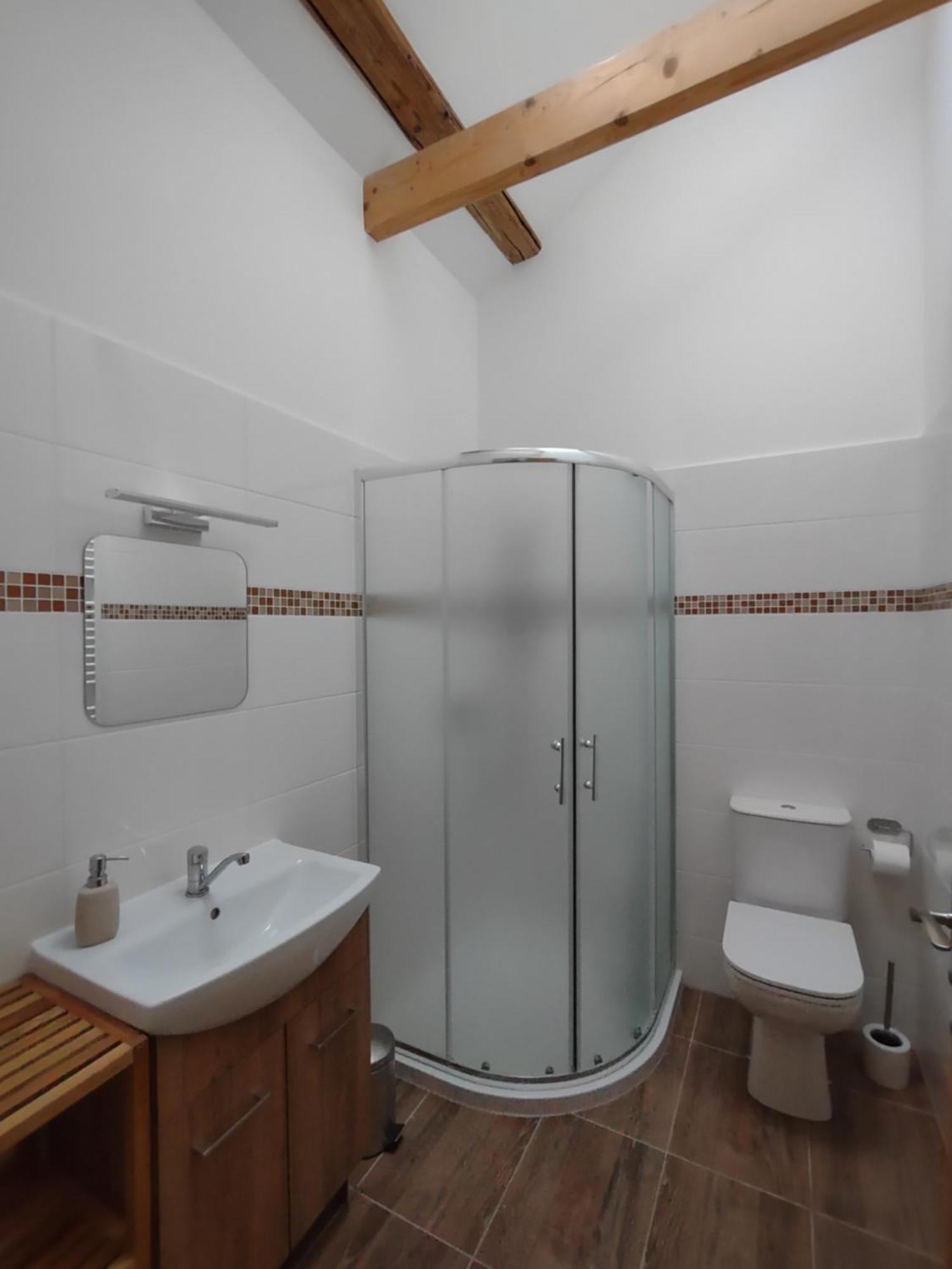 Pekloveske V Ceskem Raji Apartment *