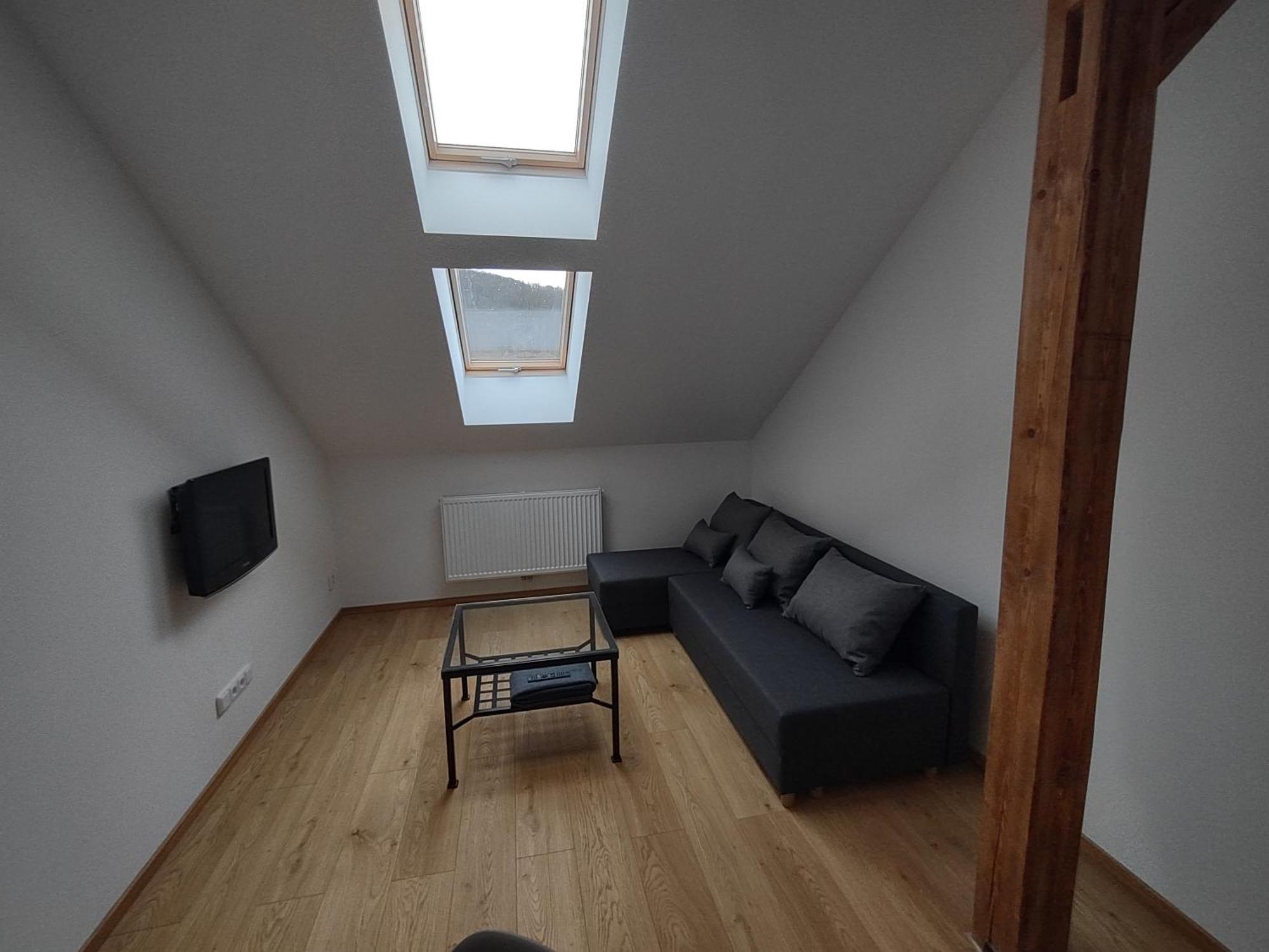 Apartment Pekloveske V Ceskem Raji Zeleznice